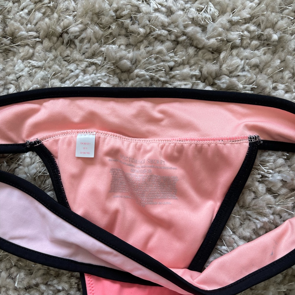 VS Bikini Set - Picture 4 of 4